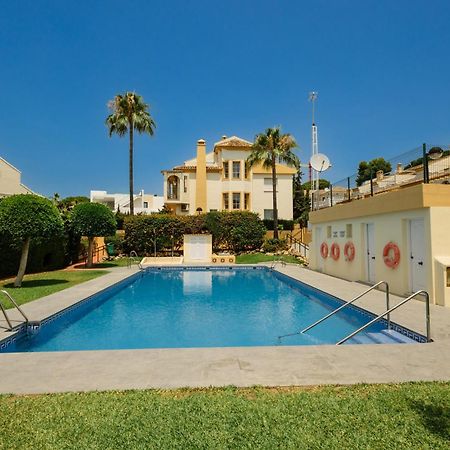 Beautiful Townhouse Walking Distance To The Beach In Costabella, มาร์เบยา ภายนอก รูปภาพ