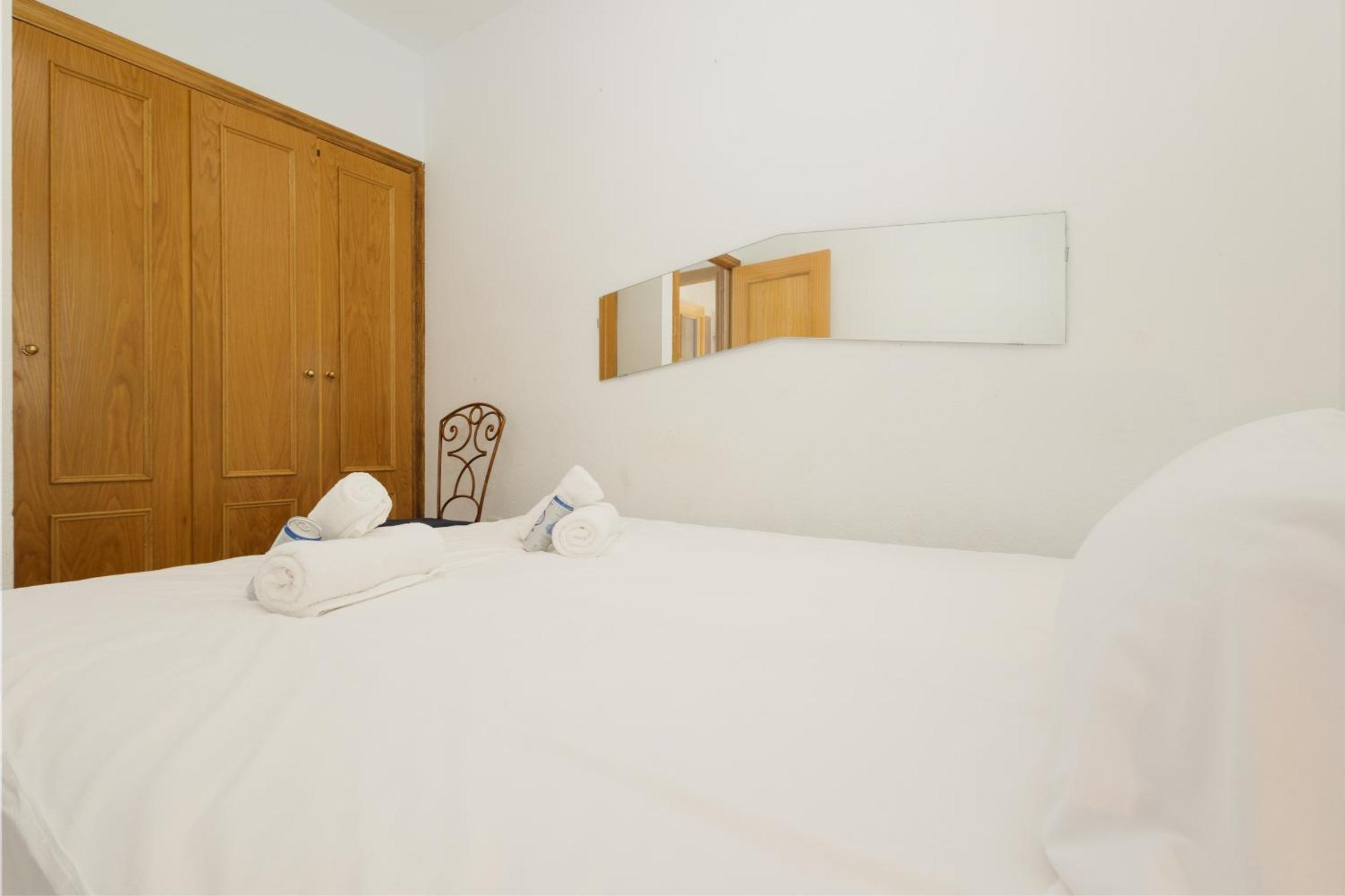 Beautiful Townhouse Walking Distance To The Beach In Costabella, มาร์เบยา ภายนอก รูปภาพ