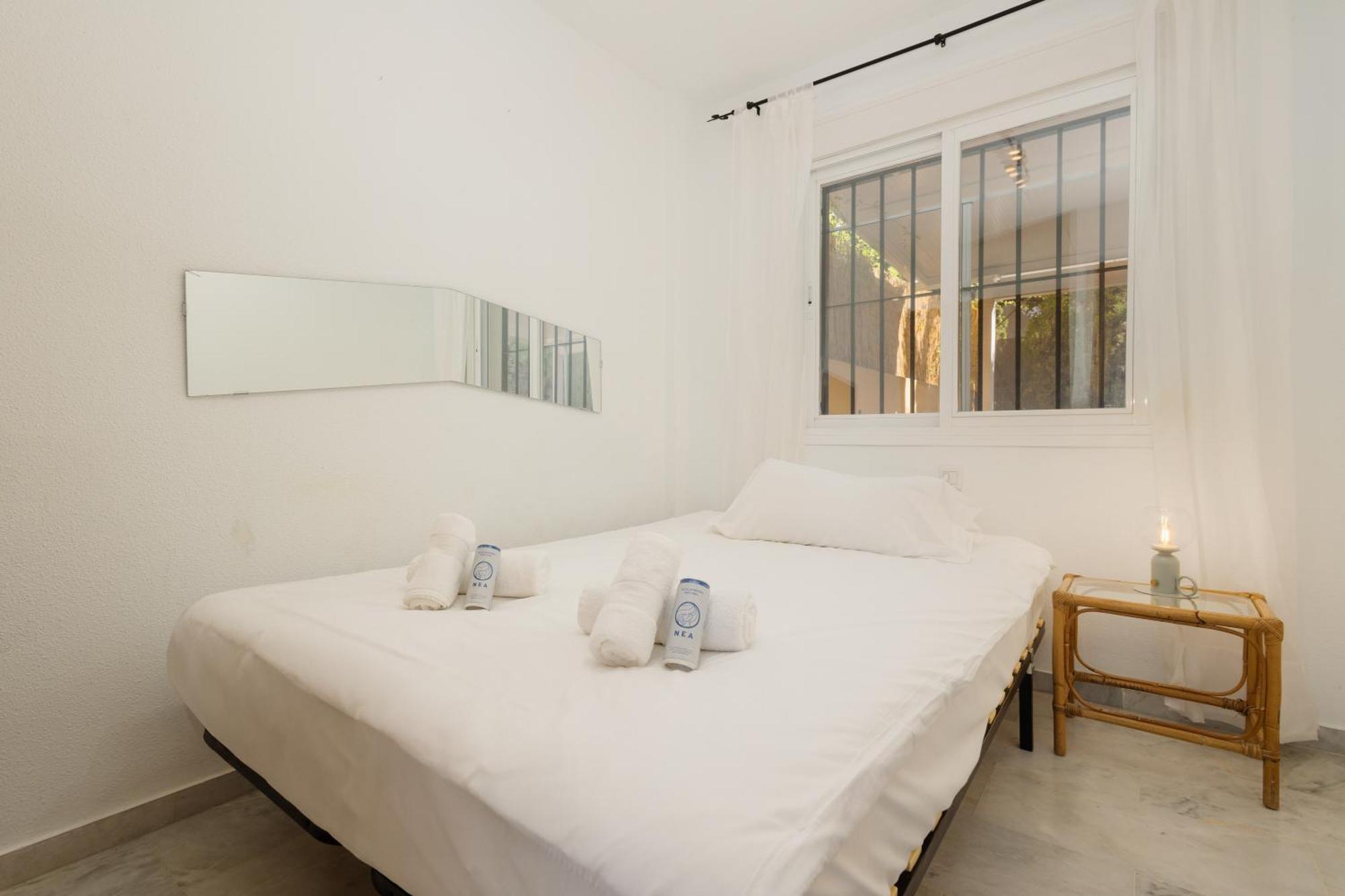 Beautiful Townhouse Walking Distance To The Beach In Costabella, มาร์เบยา ภายนอก รูปภาพ