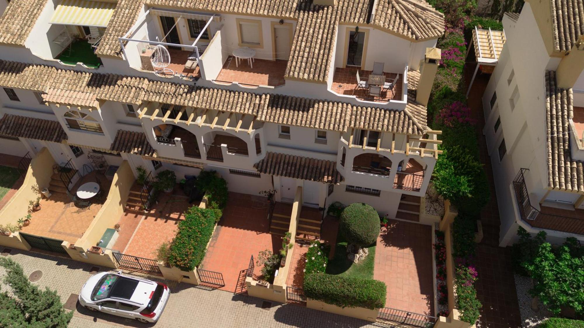 Beautiful Townhouse Walking Distance To The Beach In Costabella, มาร์เบยา ภายนอก รูปภาพ